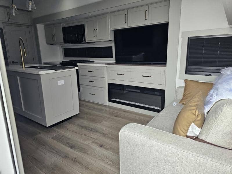 2026 Brinkley RV 2026 Brinkley RV Model Z - thumbnail 17