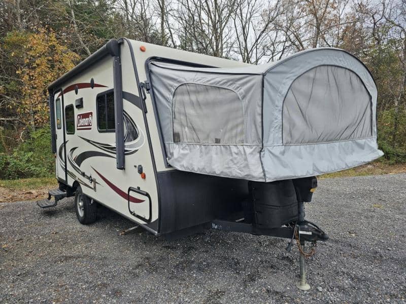 2019 Coleman 2019 Coleman  Light LX - thumbnail 1