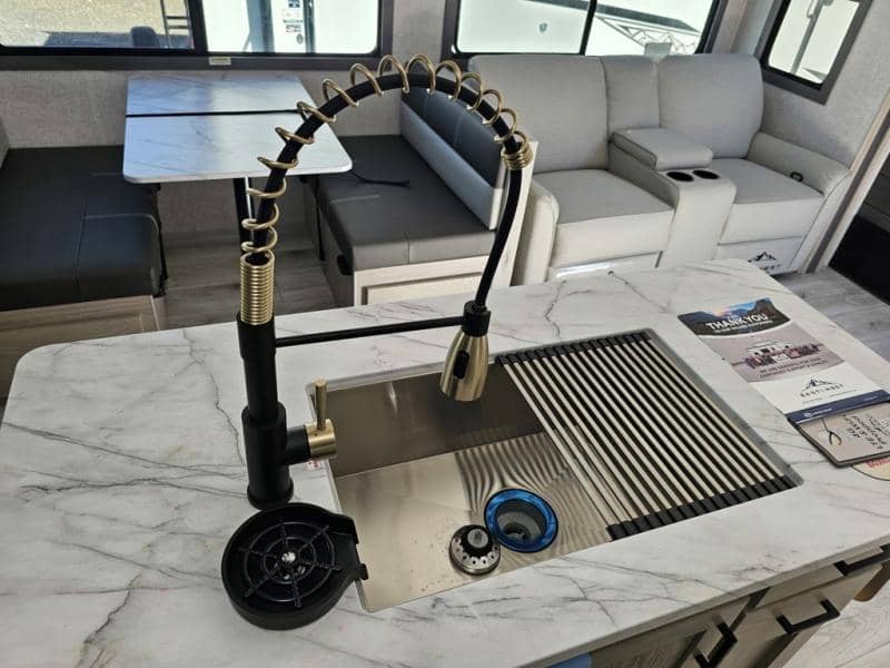 2026 East to West 2026 East to West Alta - thumbnail 25