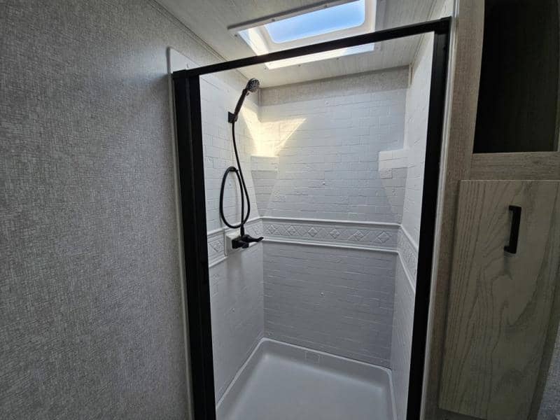 2026 East to West 2026 East to West Alta - thumbnail 31