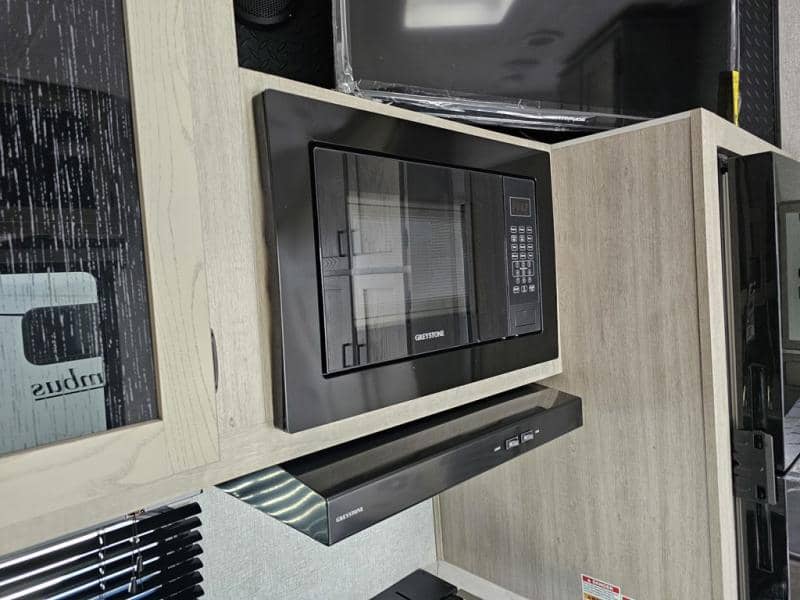 2026 East to West 2026 East to West Alta Toy Hauler - thumbnail 19