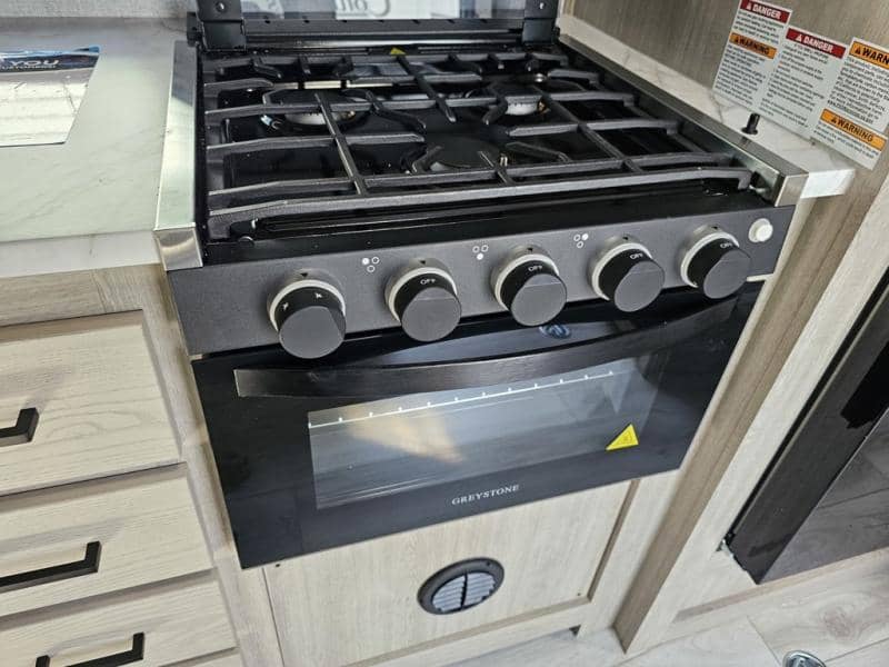 2026 East to West 2026 East to West Alta Toy Hauler - thumbnail 21