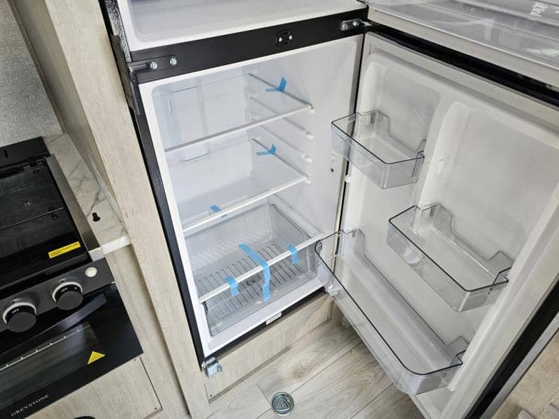 2026 East to West 2026 East to West Alta Toy Hauler - thumbnail 24