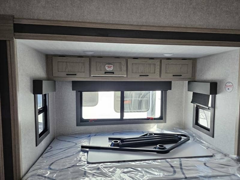 2026 East to West 2026 East to West Alta Toy Hauler - thumbnail 30