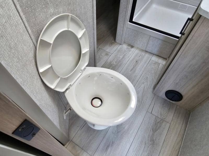 2026 East to West 2026 East to West Alta Toy Hauler - thumbnail 31