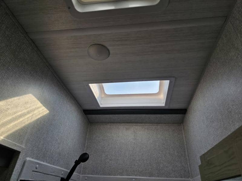 2026 East to West 2026 East to West Alta Toy Hauler - thumbnail 35