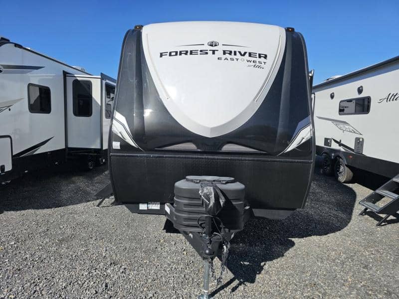 2026 East to West 2026 East to West Alta - thumbnail 3