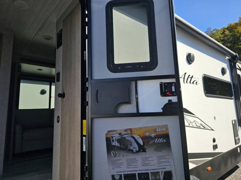 2026 East to West 2026 East to West Alta - thumbnail 11