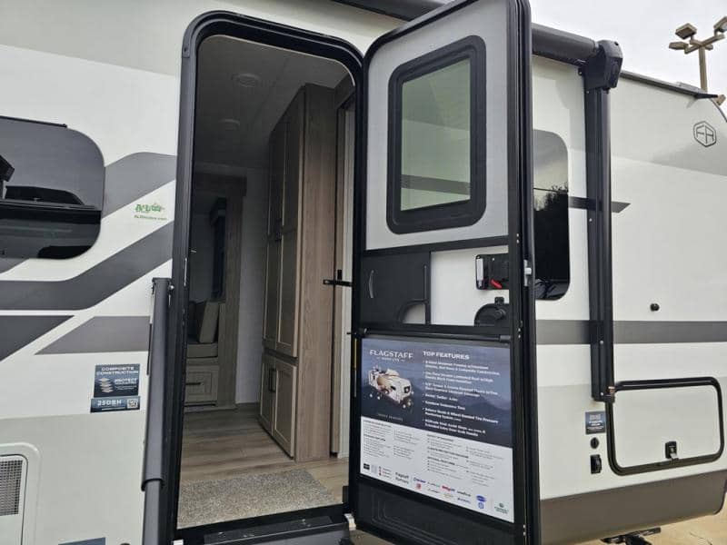 2026 Forest River 2026 Forest River Flagstaff Micro Lite - thumbnail 9