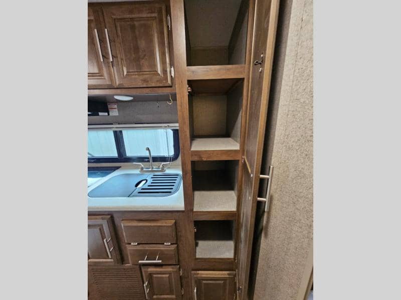 2020 Forest River 2020 Forest River Rockwood - thumbnail 21