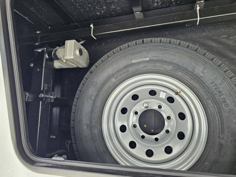 2026 Forest River 2026 Forest River Sabre - thumbnail 16