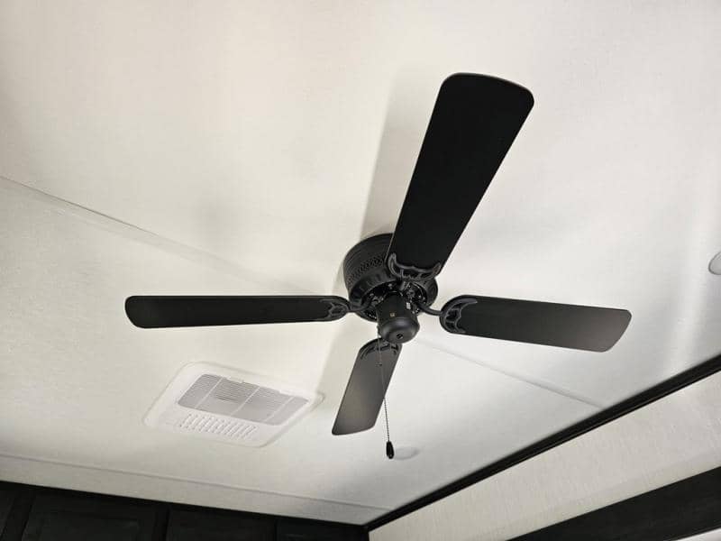 2026 Forest River 2026 Forest River Sabre - thumbnail 26