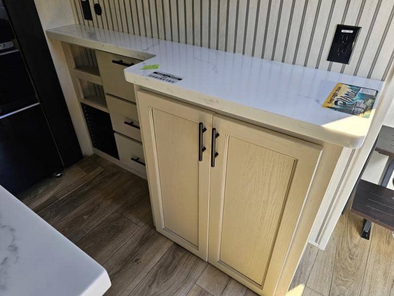 2026 Forest River 2026 Forest River Sabre - thumbnail 27