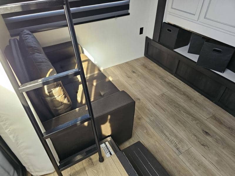 2026 Forest River 2026 Forest River Sabre - thumbnail 37