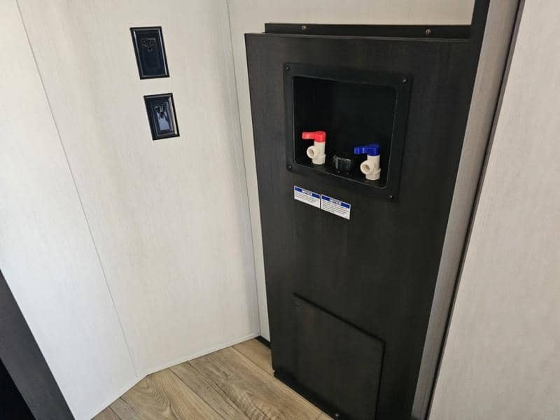 2026 Forest River 2026 Forest River Sabre - thumbnail 48