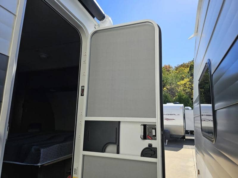 2026 Forest River 2026 Forest River Salem FSX - thumbnail 11