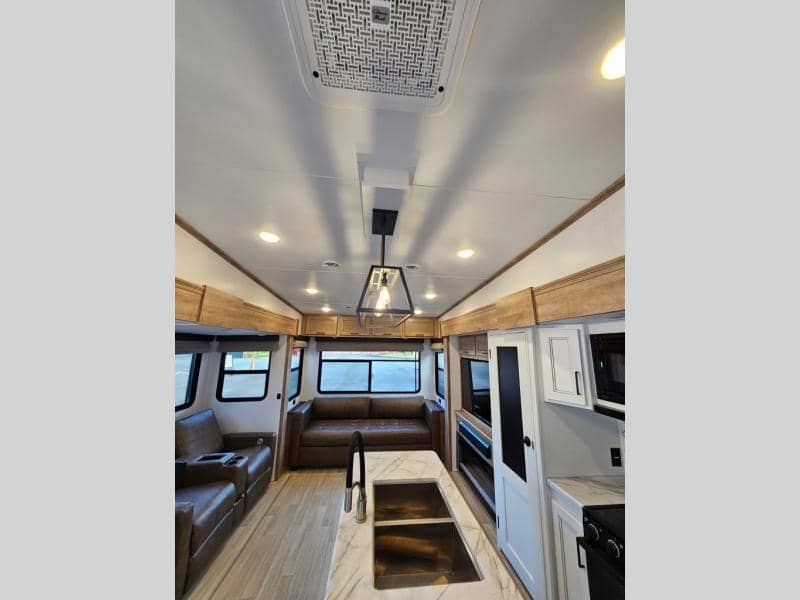 2024 Keystone RV 2024 Keystone RV Arcadia Super Lite - thumbnail 12