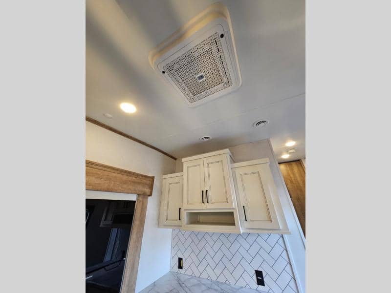 2024 Keystone RV 2024 Keystone RV Arcadia Super Lite - thumbnail 20