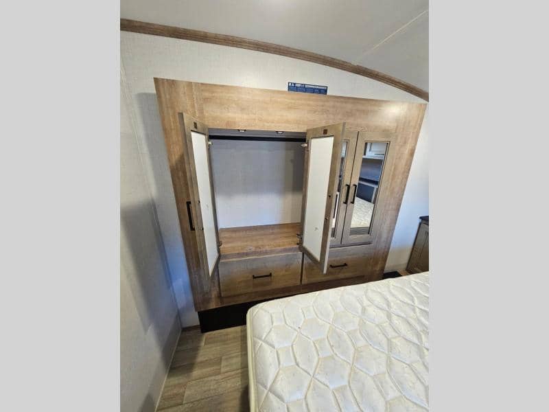 2024 Keystone RV 2024 Keystone RV Arcadia Super Lite - thumbnail 26