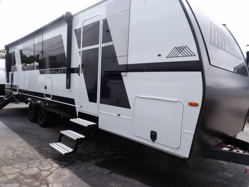2026 Brinkley RV 2026 Brinkley RV Model IX - thumbnail 1