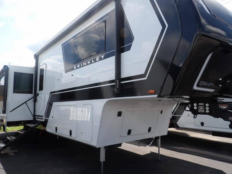 2026 Brinkley RV 2026 Brinkley RV Model Z - thumbnail 5