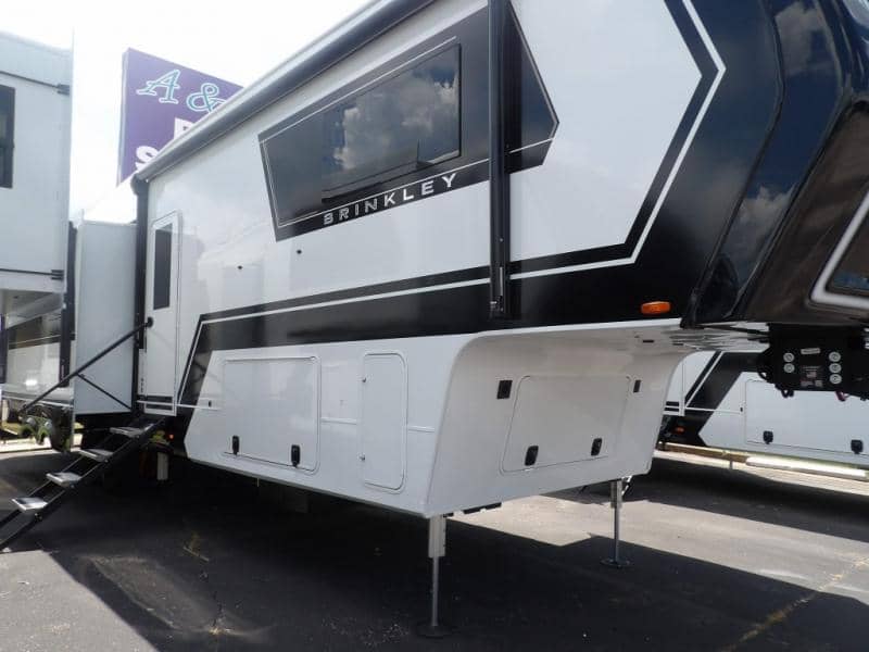 2026 Brinkley RV 2026 Brinkley RV Model Z - thumbnail 6