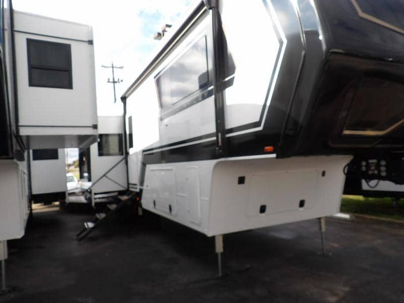 2026 Brinkley RV 2026 Brinkley RV Model Z - thumbnail 1