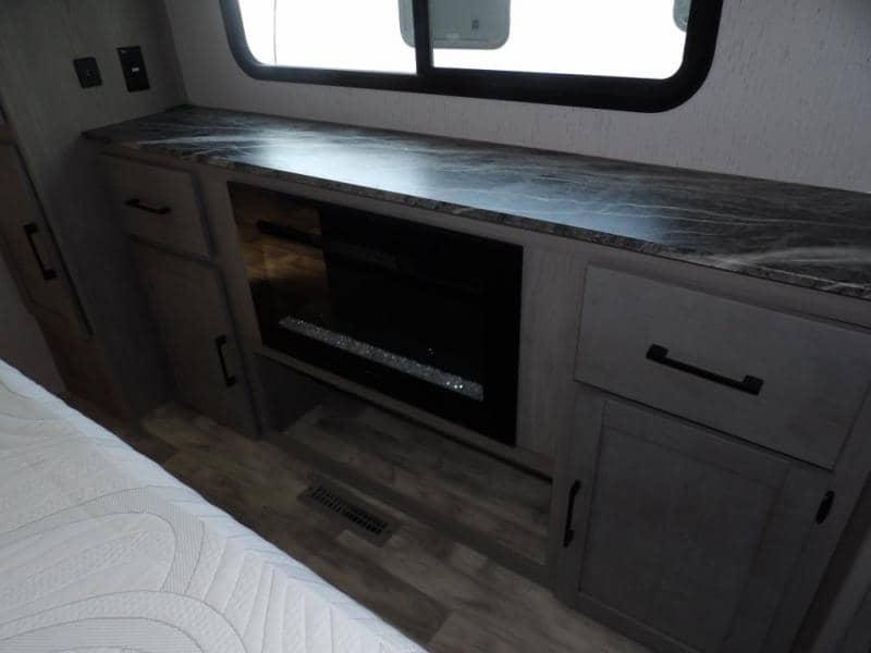 2023 Dutchmen 2023 Dutchmen Kodiak Ultimate - thumbnail 33