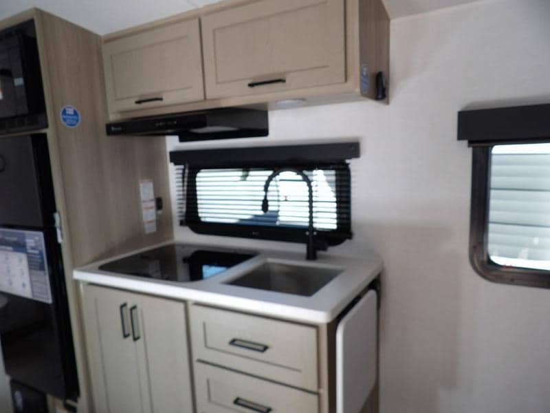 2026 Forest River 2026 Forest River Flagstaff Super Lite - thumbnail 5