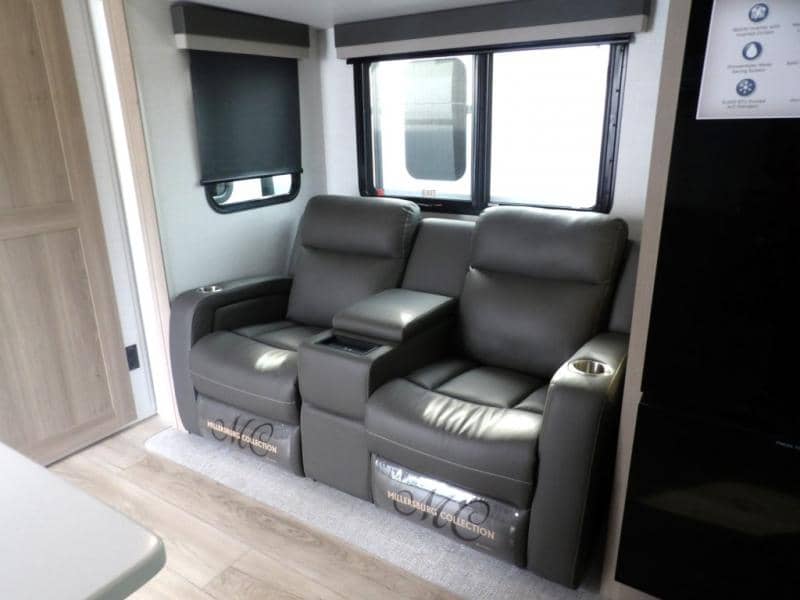 2026 Forest River 2026 Forest River Flagstaff Micro Lite - thumbnail 5