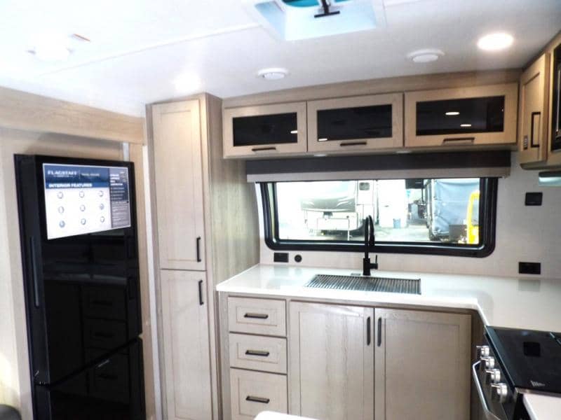 2026 Forest River 2026 Forest River Flagstaff Micro Lite - thumbnail 9