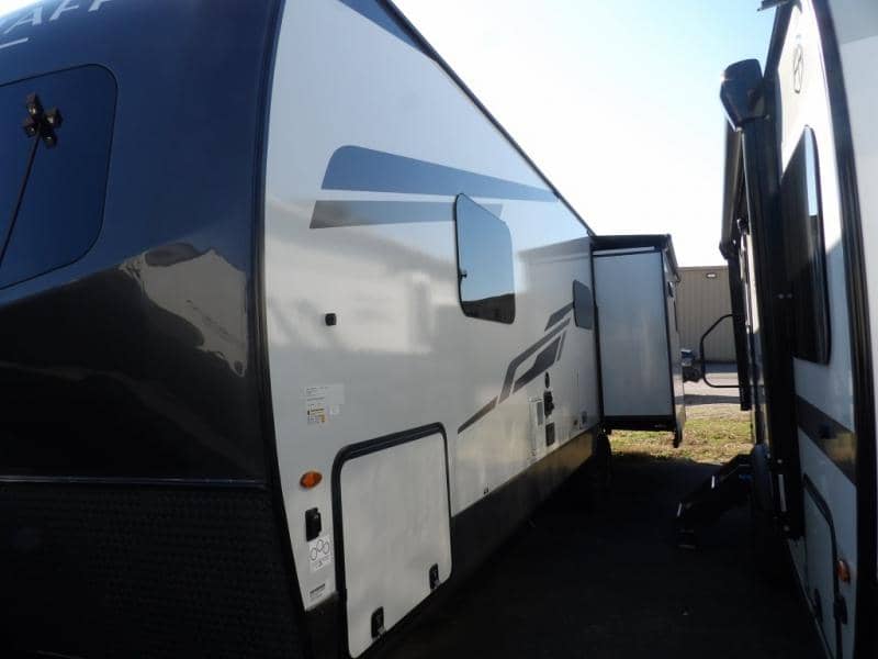 2026 Forest River 2026 Forest River Flagstaff Super Lite - thumbnail 3