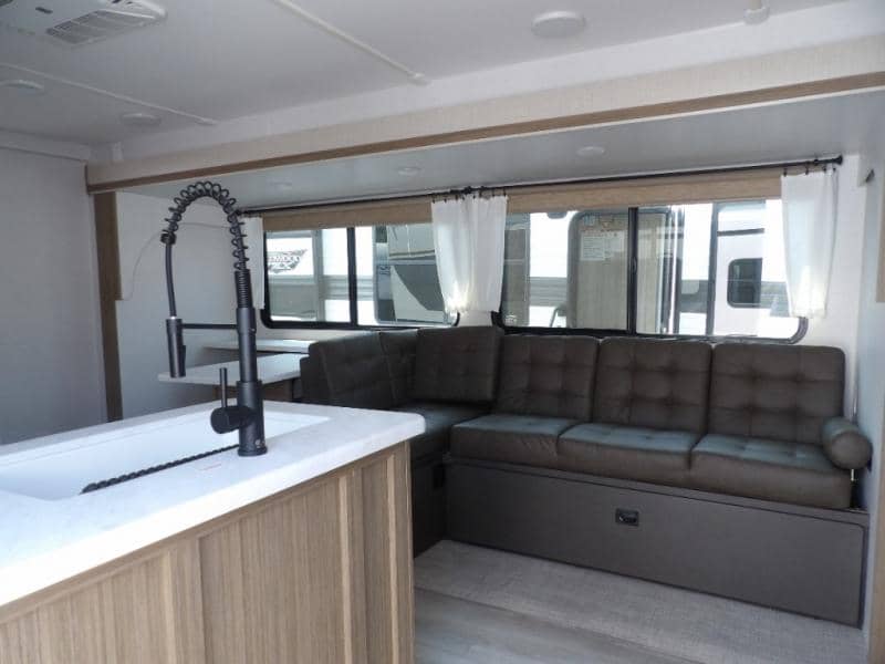 2025 Forest River 2025 Forest River Wildwood X-Lite - thumbnail 9