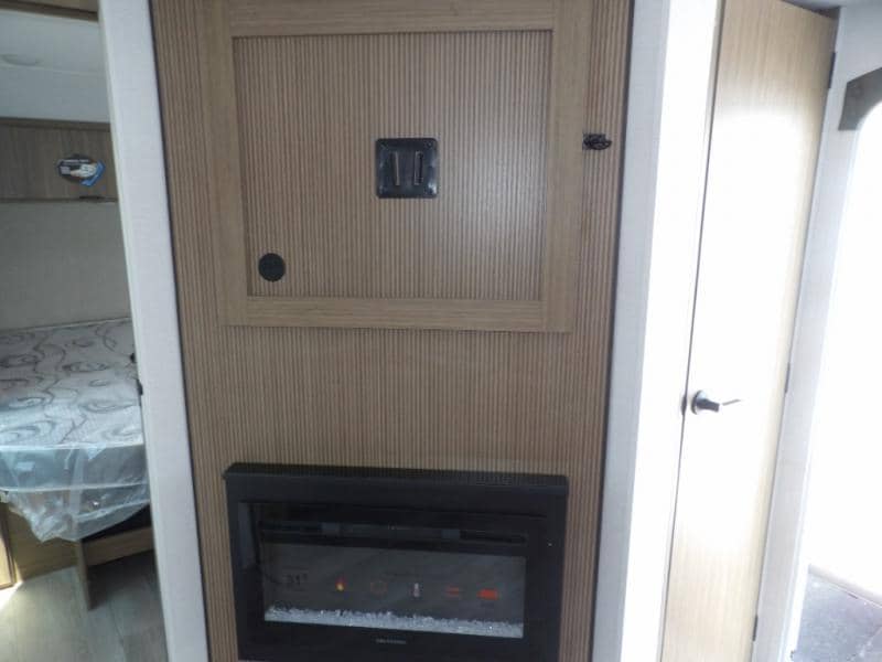 2025 Forest River 2025 Forest River Wildwood X-Lite - thumbnail 12