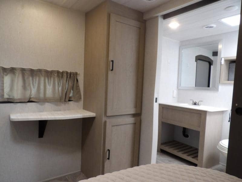 2024 Forest River 2024 Forest River Wildwood X-Lite - thumbnail 10