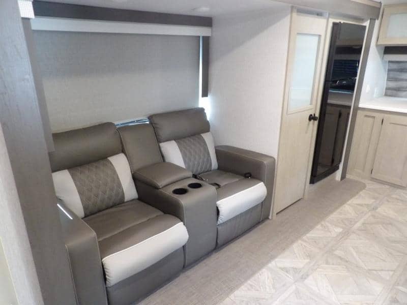 2024 Forest River 2024 Forest River Wildwood X-Lite - thumbnail 13