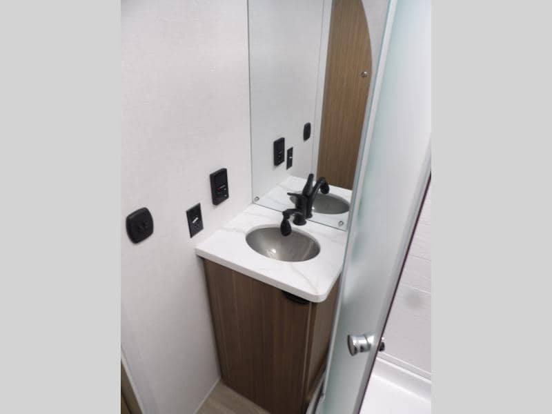 2026 Forest River 2026 Forest River Wildwood Fsx Toy Hauler - thumbnail 15