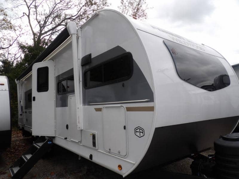 2025 Forest River 2025 Forest River Wildwood X-Lite - thumbnail 5