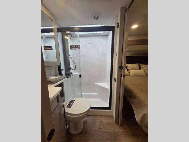 2026 Alliance RV 2026 Alliance RV Valor - thumbnail 14