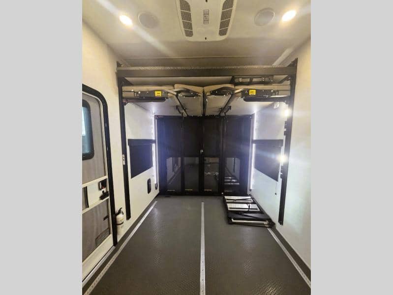 2026 Alliance RV 2026 Alliance RV Valor - thumbnail 24