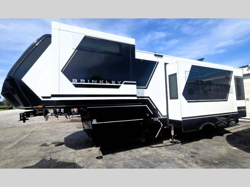 2026 Brinkley RV 2026 Brinkley RV Model G - thumbnail 4