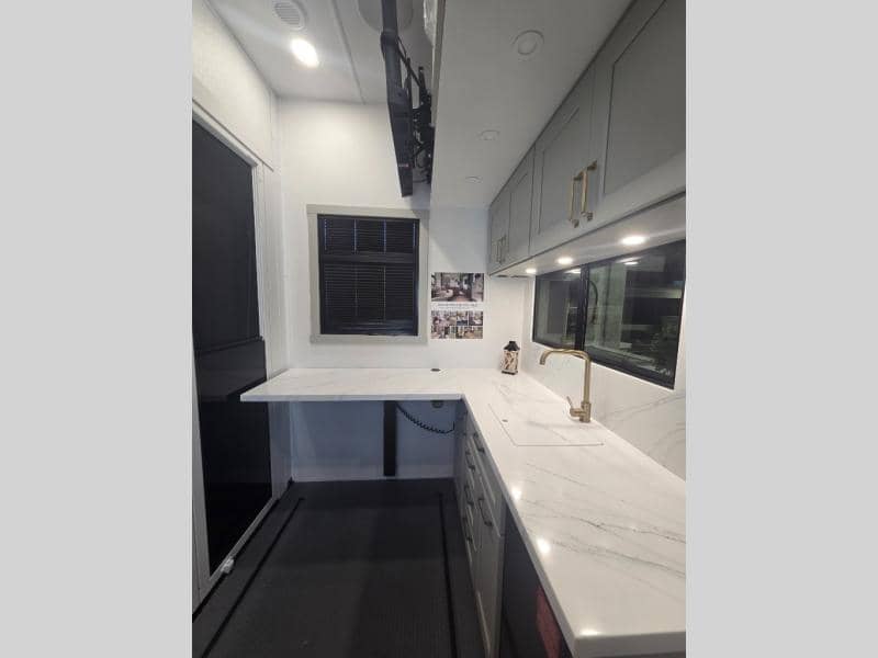 2026 Brinkley RV 2026 Brinkley RV Model G - thumbnail 13