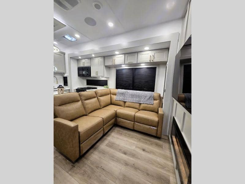 2026 Brinkley RV 2026 Brinkley RV Model G - thumbnail 10