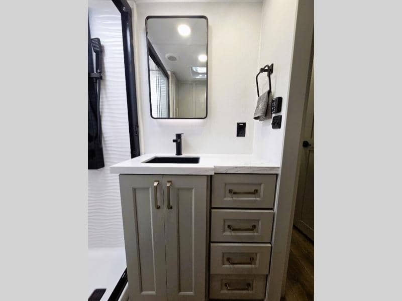 2026 Brinkley RV 2026 Brinkley RV Model G - thumbnail 22