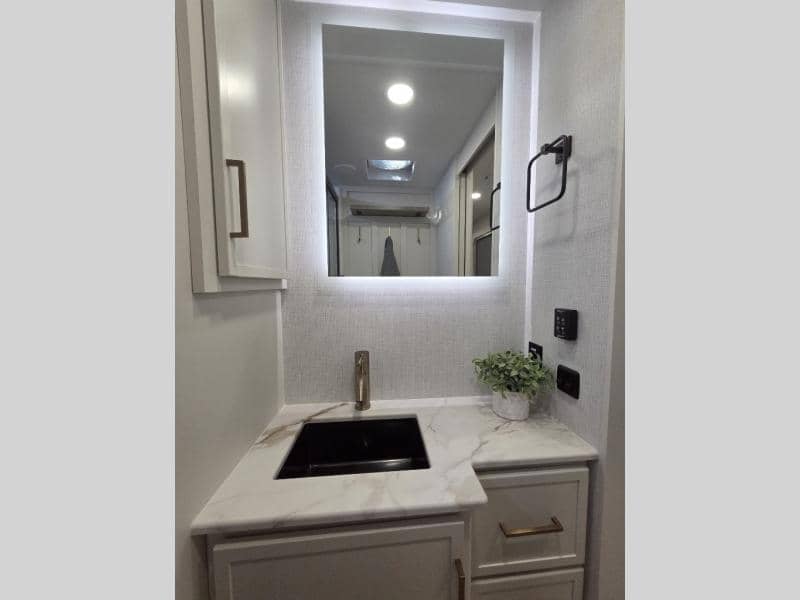 2026 Brinkley RV 2026 Brinkley RV Model IX - thumbnail 17