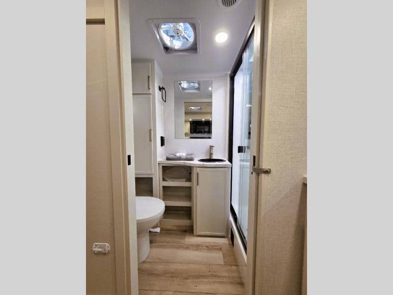 2026 Brinkley RV 2026 Brinkley RV Model IX - thumbnail 14