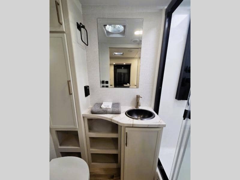 2026 Brinkley RV 2026 Brinkley RV Model IX - thumbnail 16