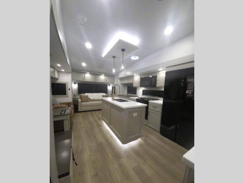 2026 Brinkley RV 2026 Brinkley RV Model Z - thumbnail 6