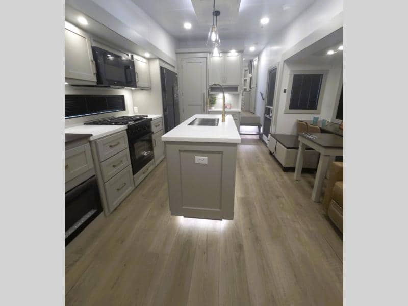 2026 Brinkley RV 2026 Brinkley RV Model Z - thumbnail 11