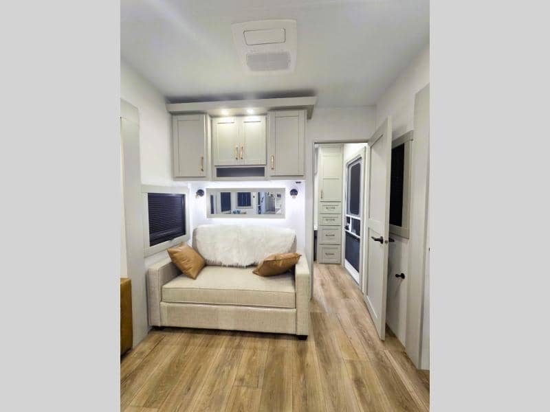 2026 Brinkley RV 2026 Brinkley RV Model Z - thumbnail 9